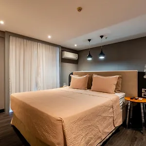 Em Eixo Monumental Apartahotel